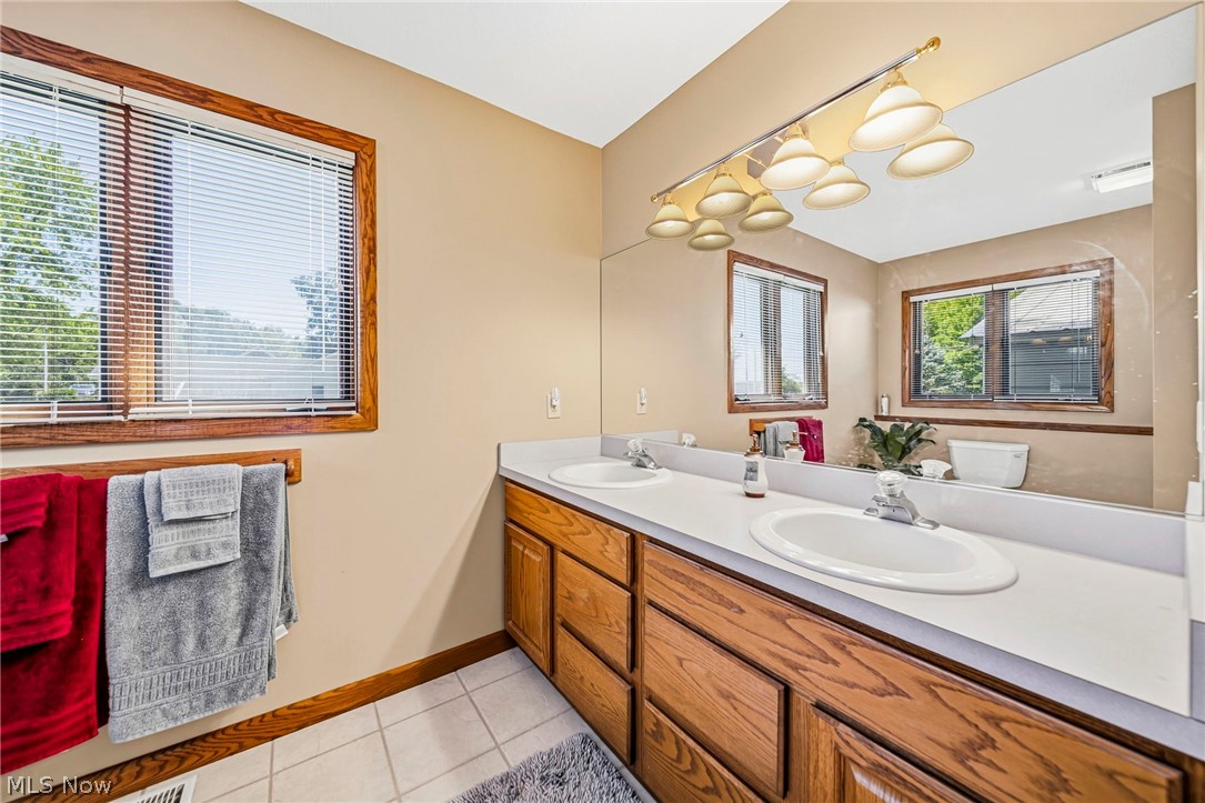 1452 Lake Vue Drive Roaming Shores OH 44085