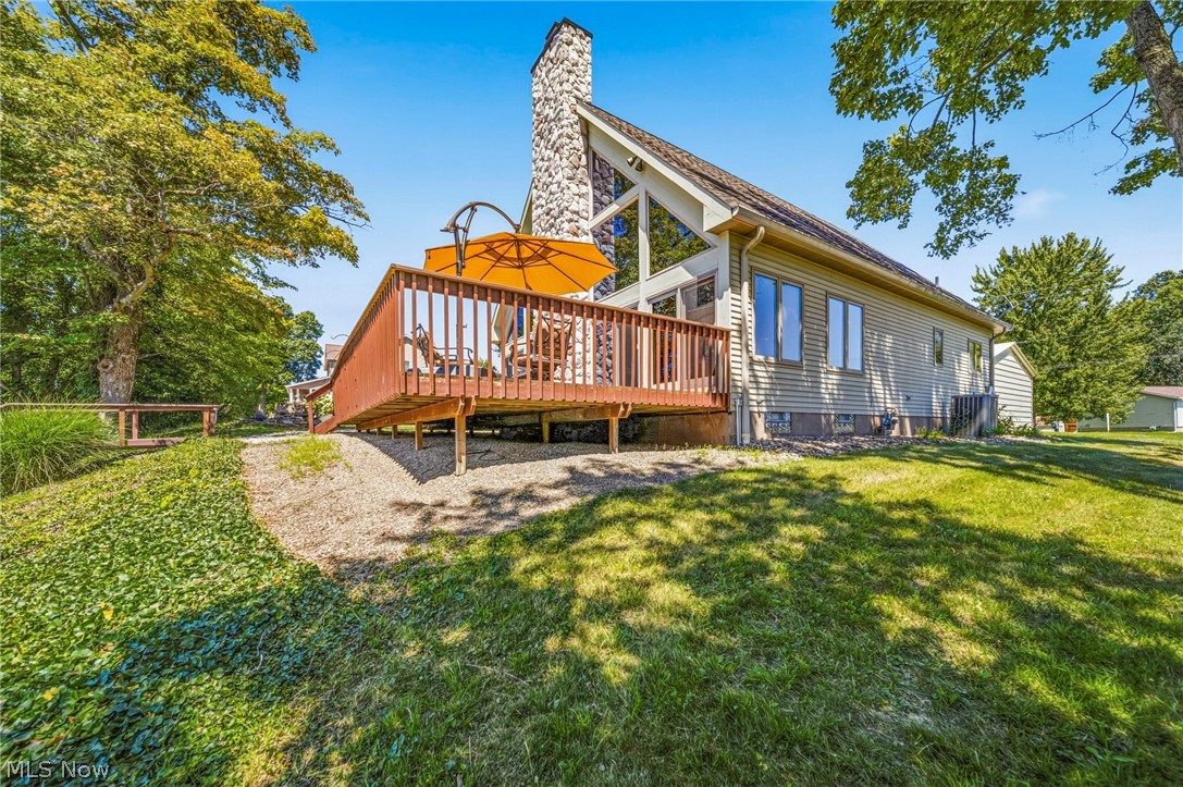 1452 Lake Vue Drive Roaming Shores OH 44085