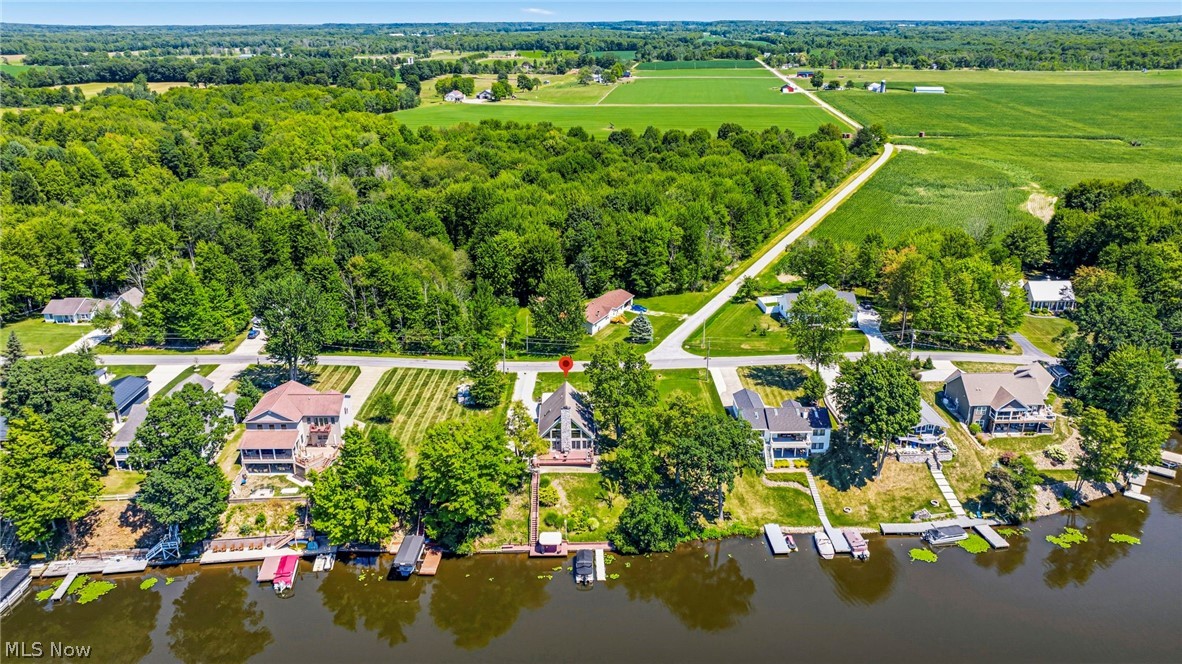 1452 Lake Vue Drive Roaming Shores OH 44085