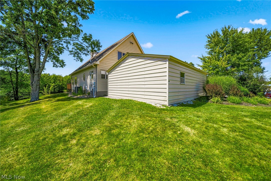 1452 Lake Vue Drive Roaming Shores OH 44085