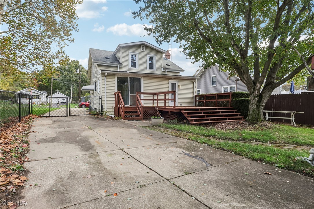 1674 Betz Drive Akron OH 44306