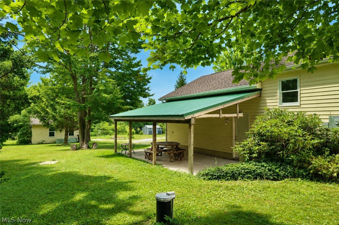 6077 Weaver Road Conneaut OH 44030