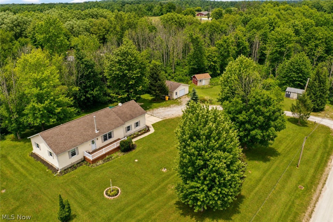6077 Weaver Road Conneaut OH 44030