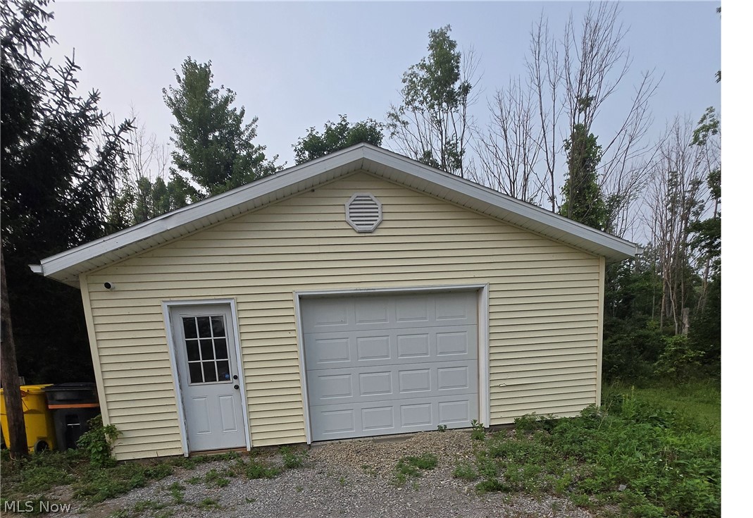 6077 Weaver Road Conneaut OH 44030