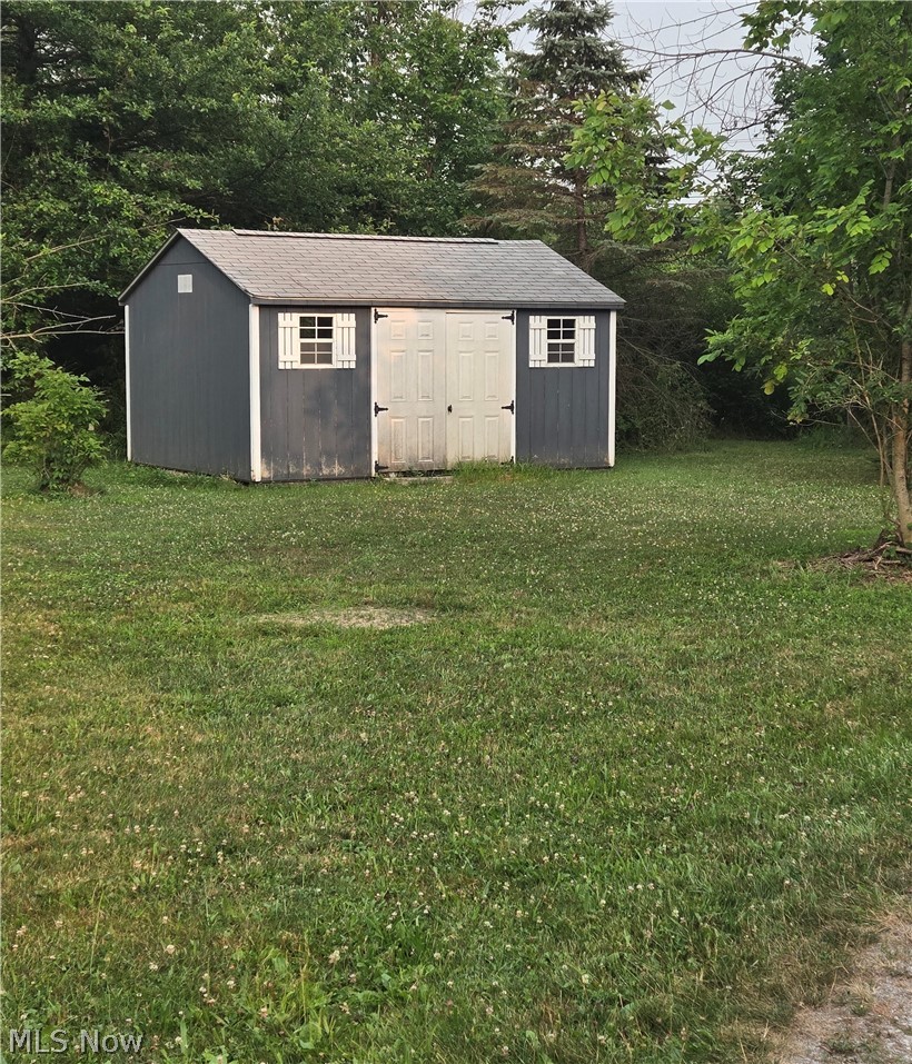 6077 Weaver Road Conneaut OH 44030