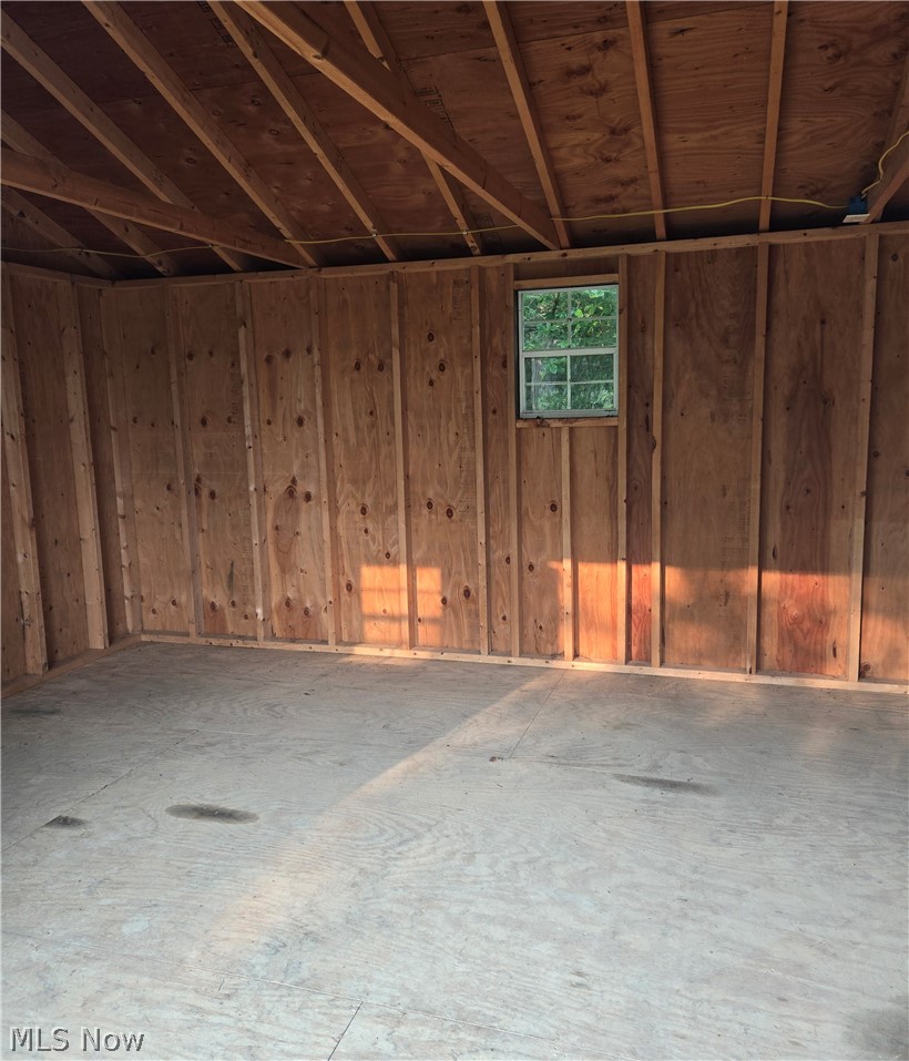 6077 Weaver Road Conneaut OH 44030