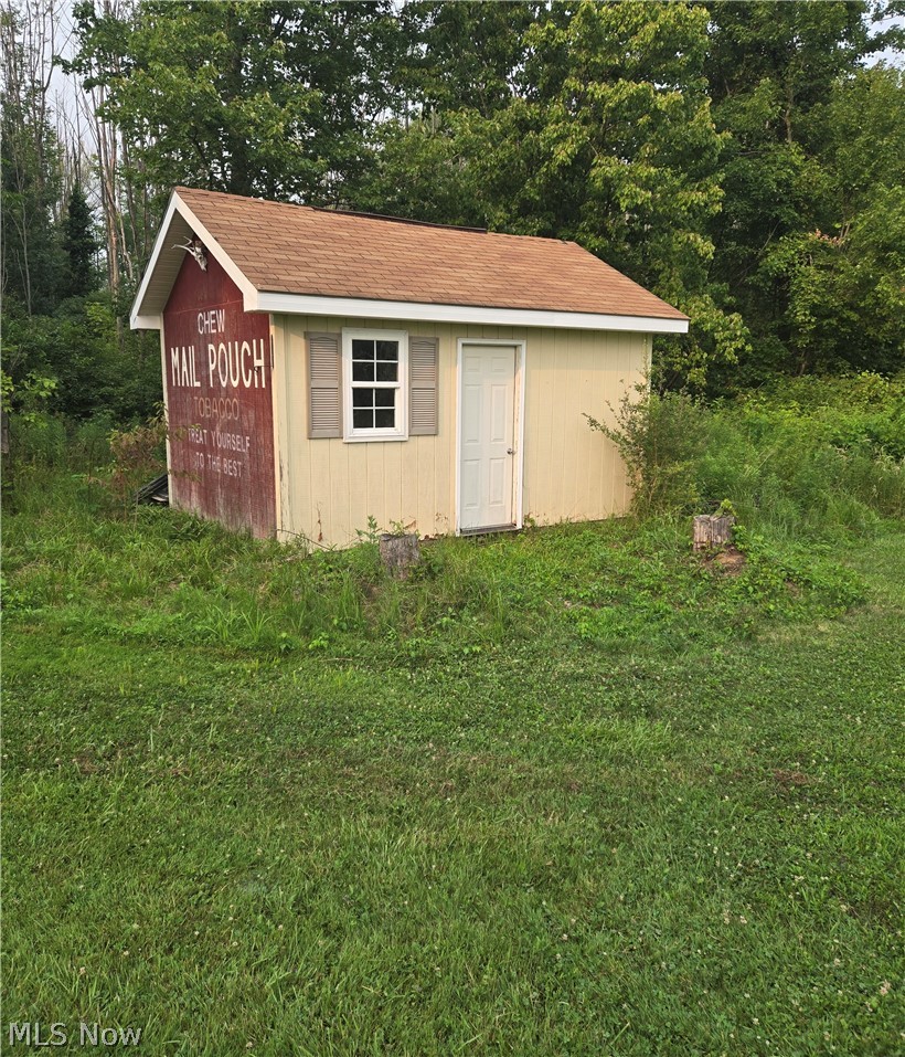 6077 Weaver Road Conneaut OH 44030