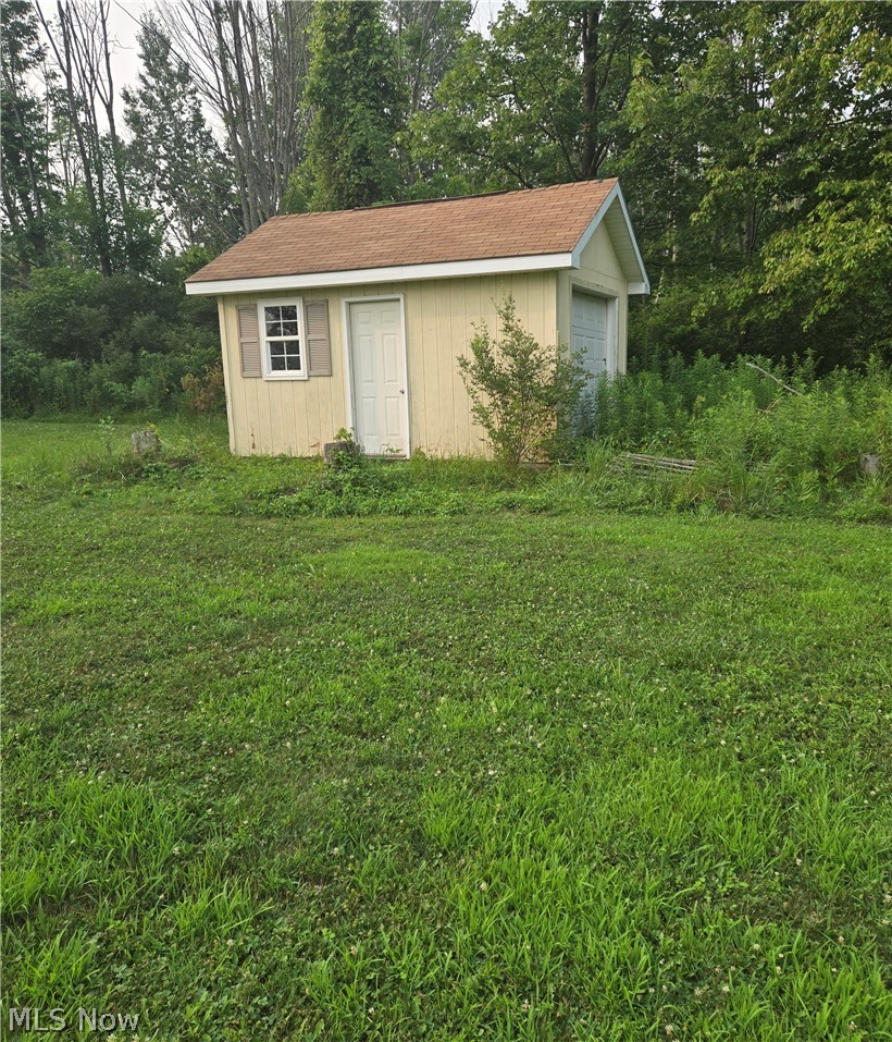 6077 Weaver Road Conneaut OH 44030