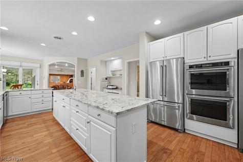 32282 Dakota Run Avon Lake OH 44012