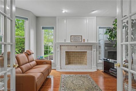 32282 Dakota Run Avon Lake OH 44012