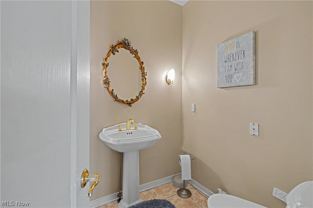 32282 Dakota Run Avon Lake OH 44012