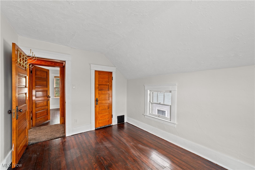 119 Waverly Place Lorain OH 44052