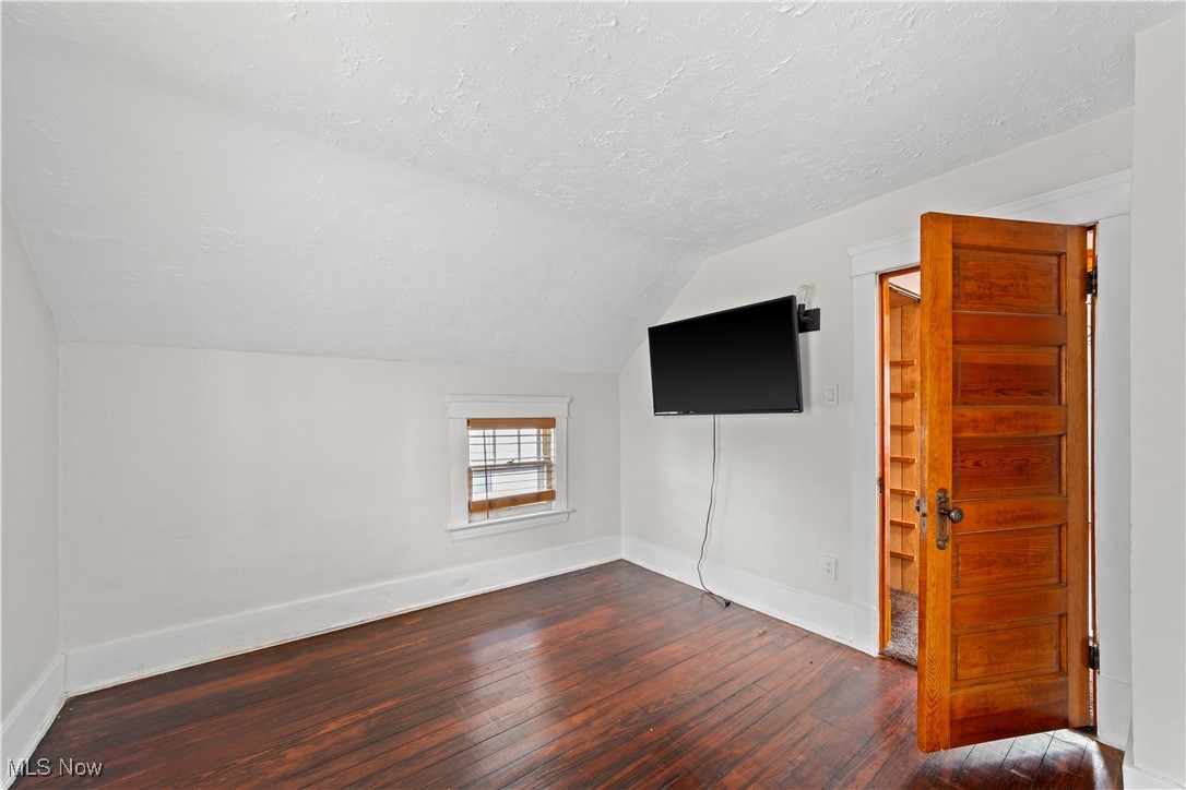 119 Waverly Place Lorain OH 44052