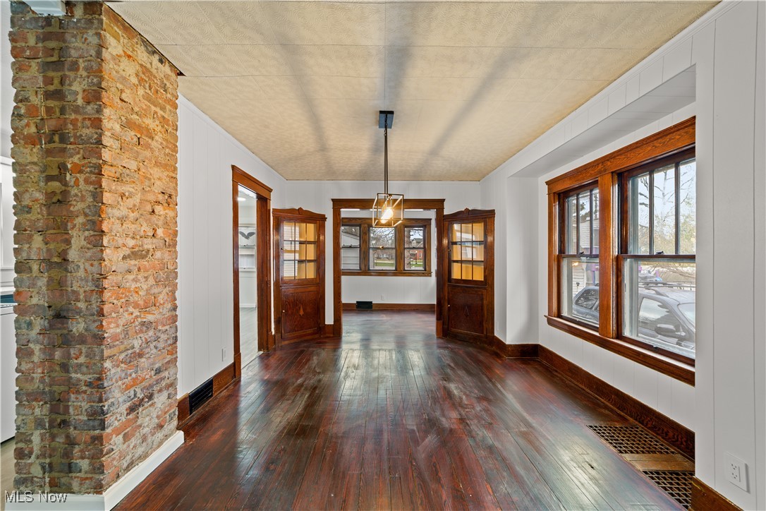 119 Waverly Place Lorain OH 44052