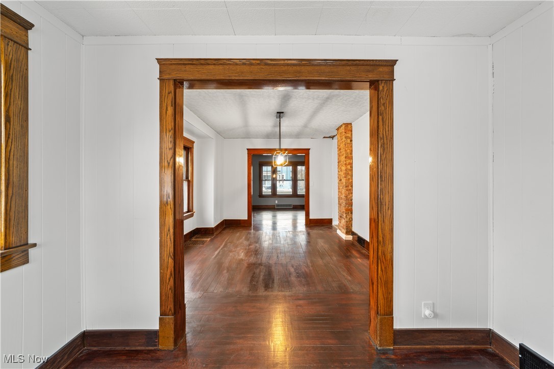 119 Waverly Place Lorain OH 44052