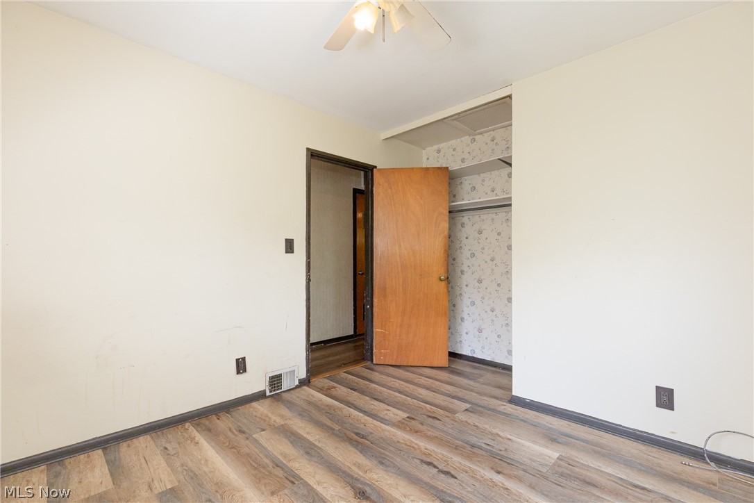 1687 Delia Avenue Akron OH 44320