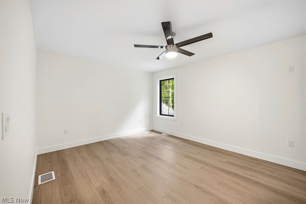 5264 Century Bay Avenue Ashtabula OH 44004
