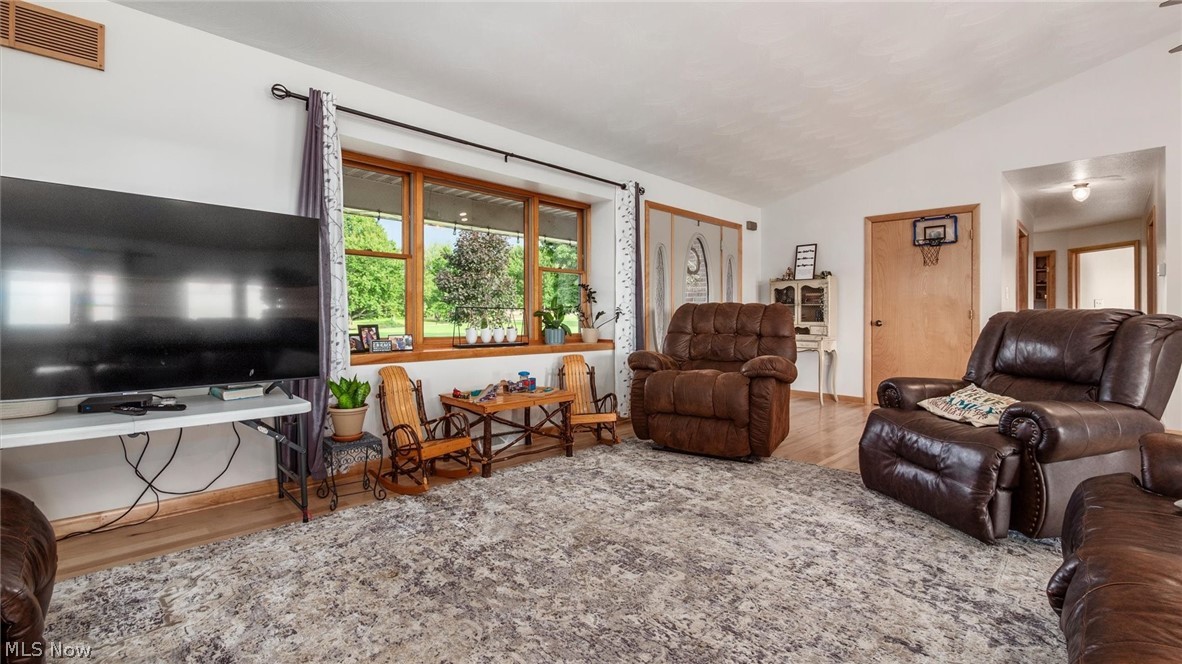 10550 Amish Ridge Road Mount Perry OH 43760