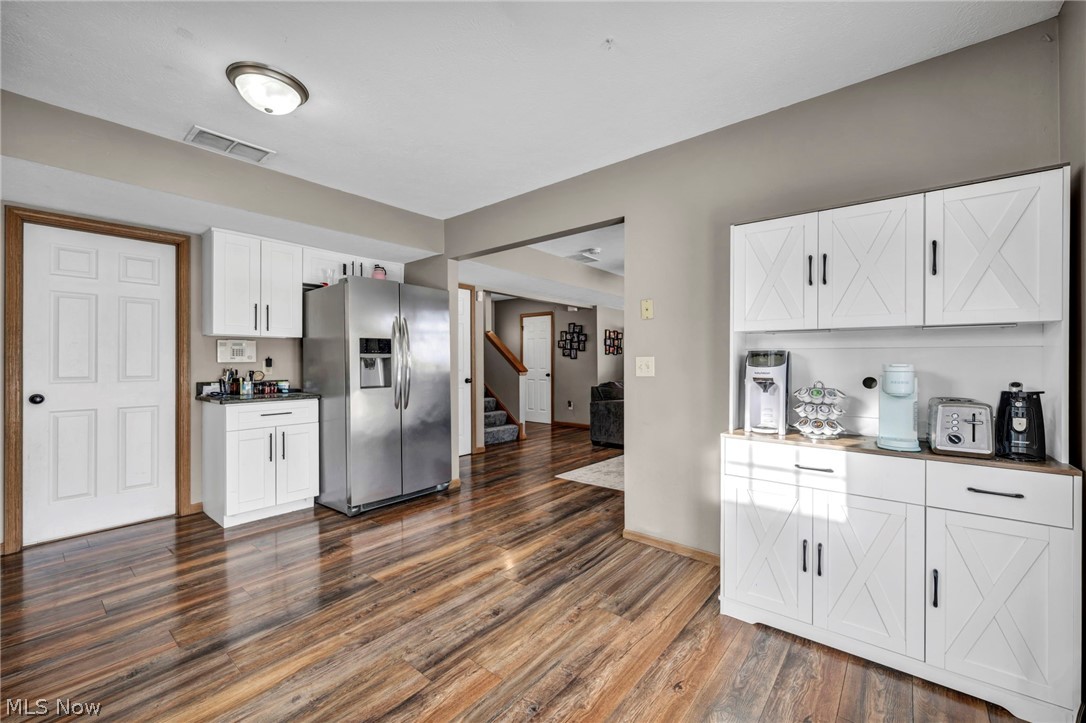 27 Kenilworth Avenue Painesville OH 44077