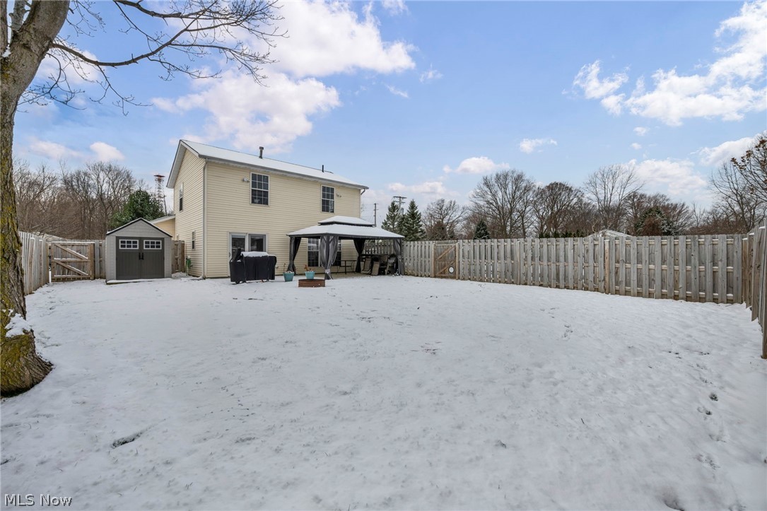 27 Kenilworth Avenue Painesville OH 44077