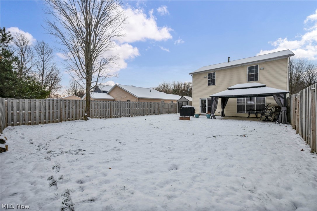 27 Kenilworth Avenue Painesville OH 44077
