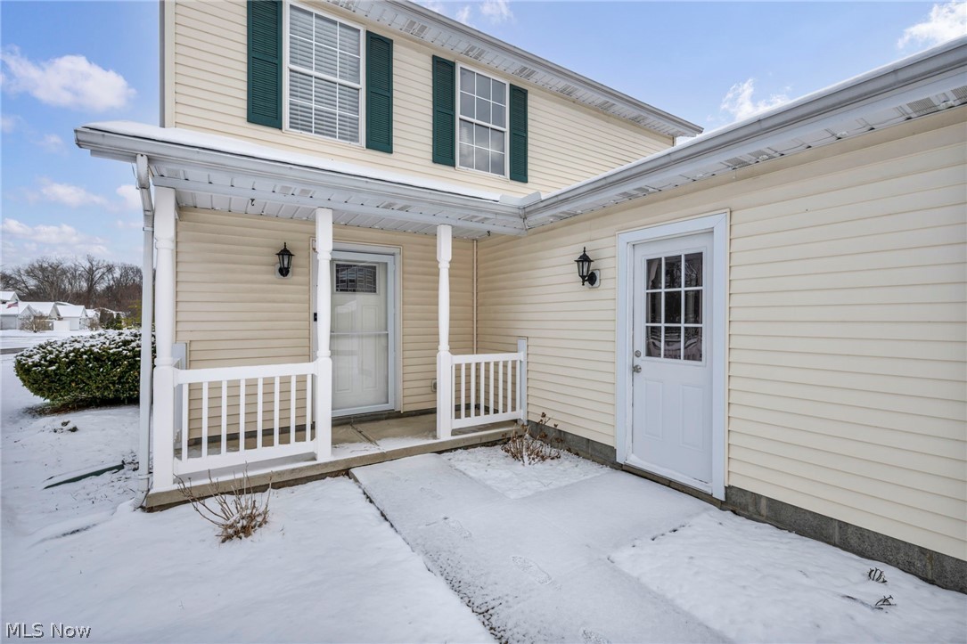 27 Kenilworth Avenue Painesville OH 44077