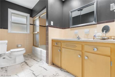 3415 Norris Avenue Parma OH 44134