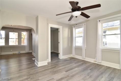 2061 W 33rd Street Cleveland OH 44113