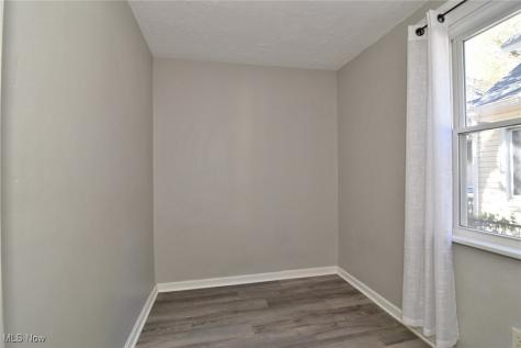 2061 W 33rd Street Cleveland OH 44113