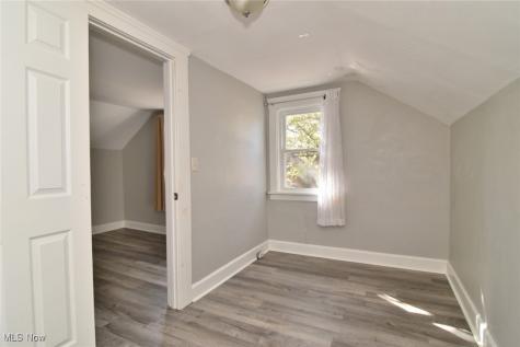 2061 W 33rd Street Cleveland OH 44113