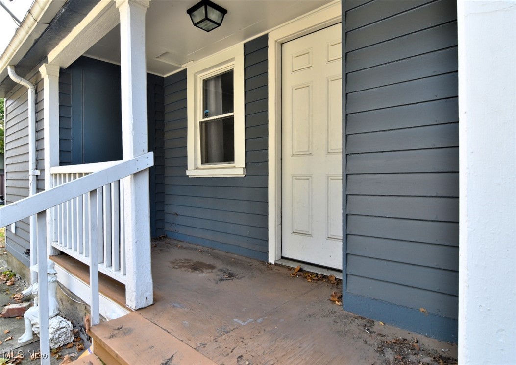 2061 W 33rd Street Cleveland OH 44113