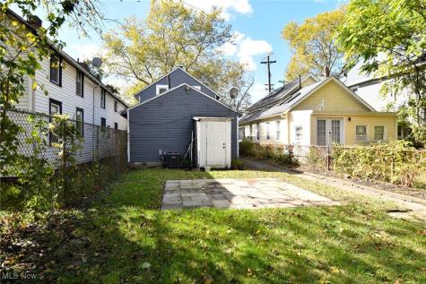 2061 W 33rd Street Cleveland OH 44113