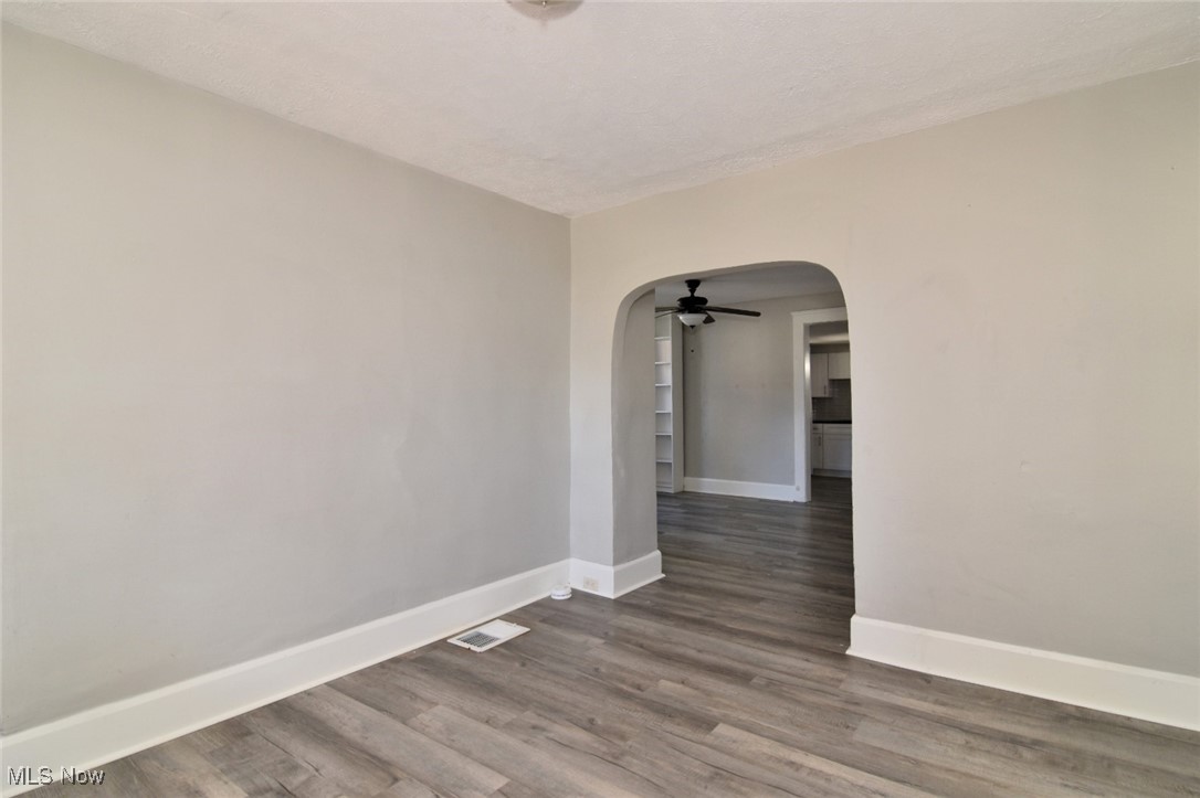 2061 W 33rd Street Cleveland OH 44113