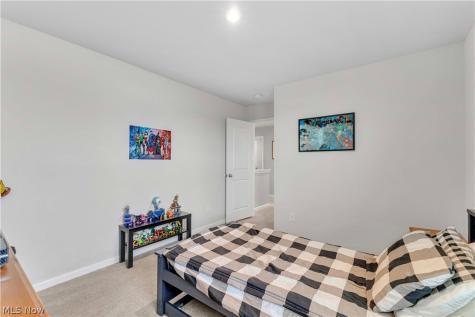 180 Wild Flower Drive Elyria OH 44035