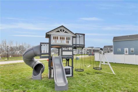 180 Wild Flower Drive Elyria OH 44035