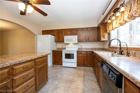 11936 Patroon Circle NW Canal Fulton OH 44614