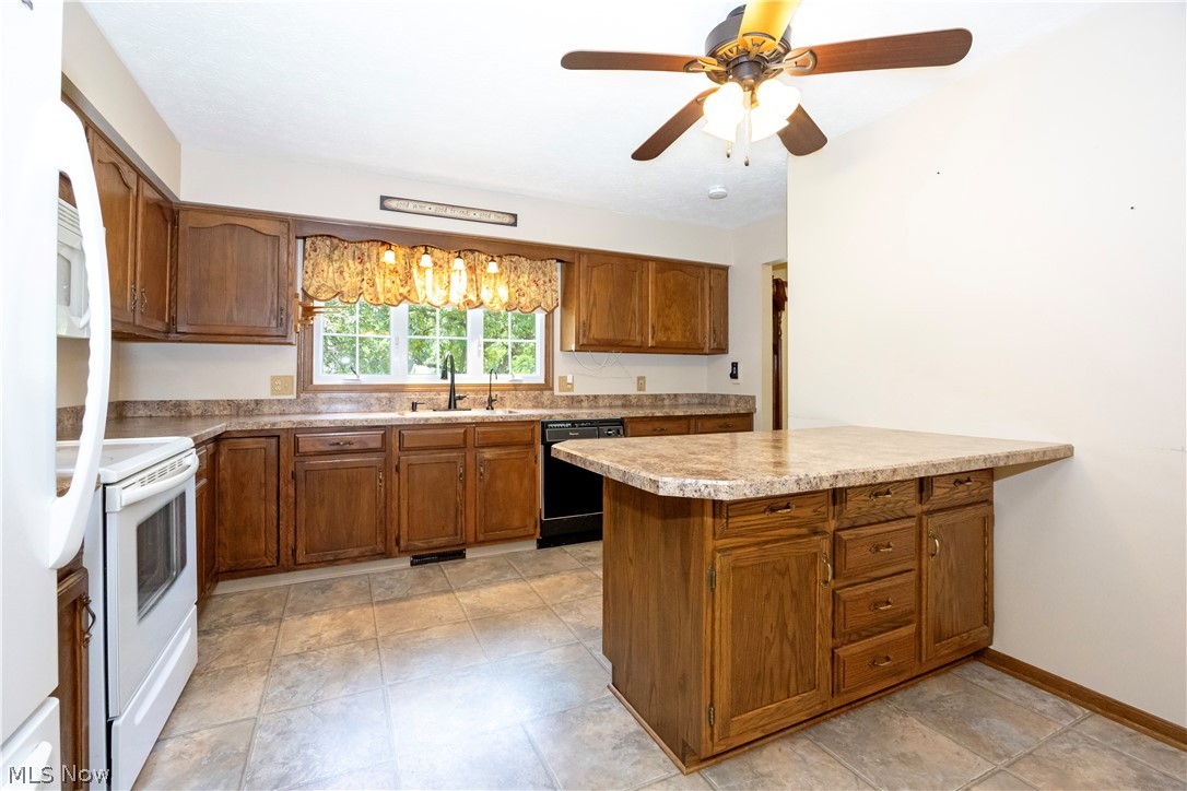 11936 Patroon Circle NW Canal Fulton OH 44614