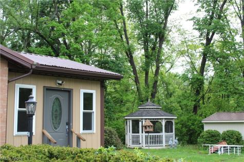 4110 Paris Avenue SE Minerva OH 44657