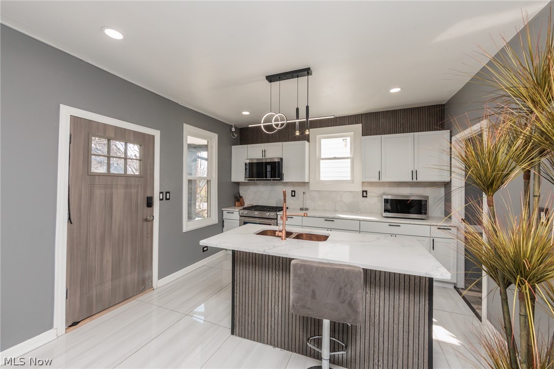 5811 Madison Avenue Cleveland OH 44102