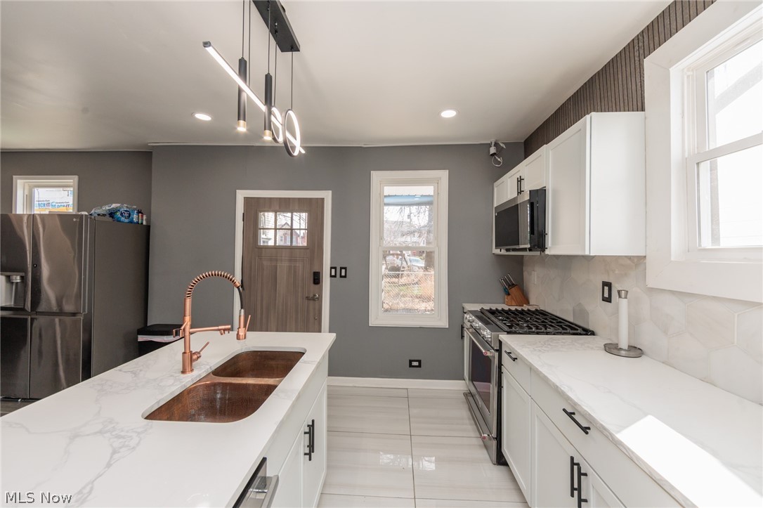 5811 Madison Avenue Cleveland OH 44102