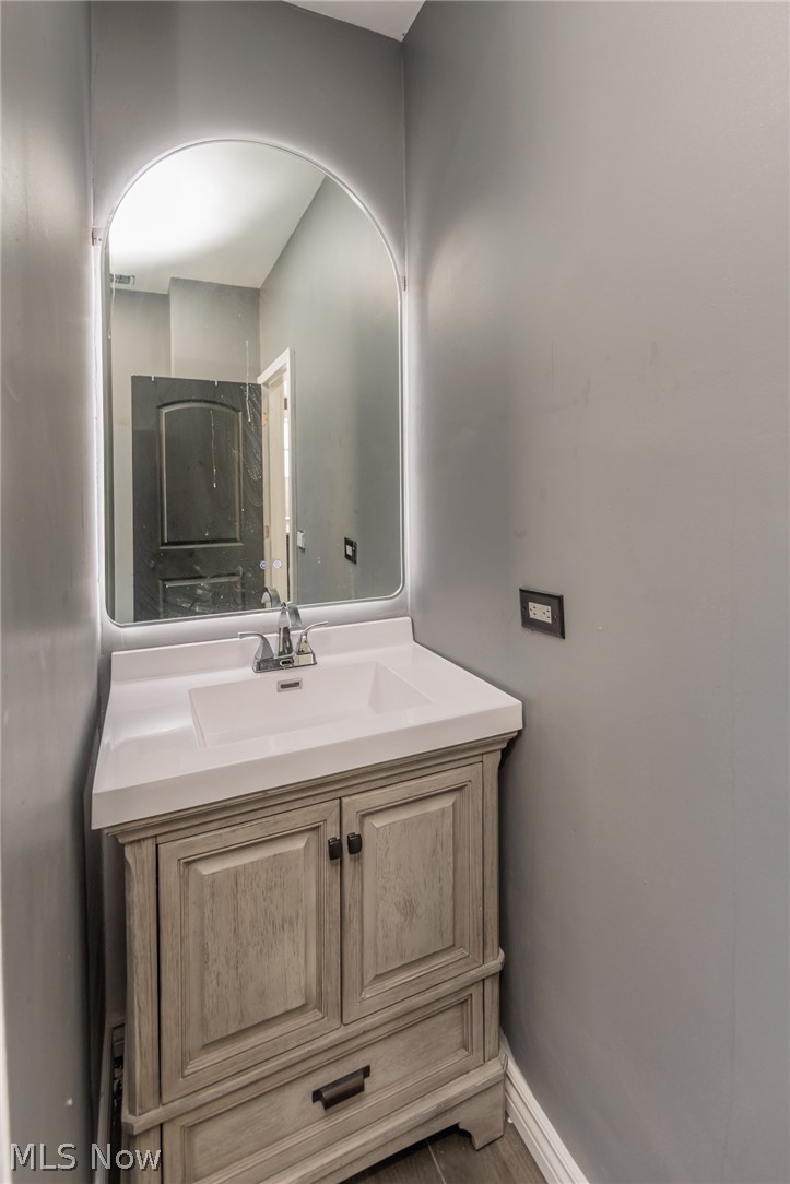 5811 Madison Avenue Cleveland OH 44102