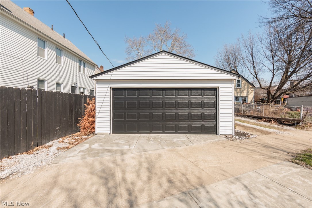 5811 Madison Avenue Cleveland OH 44102
