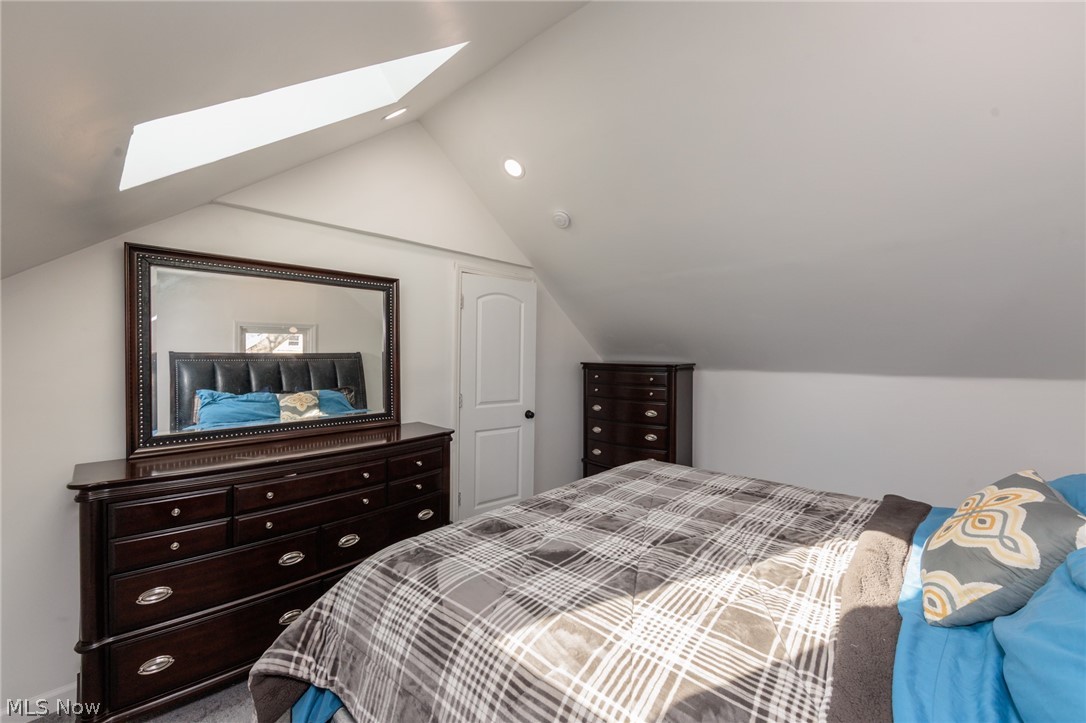 5811 Madison Avenue Cleveland OH 44102