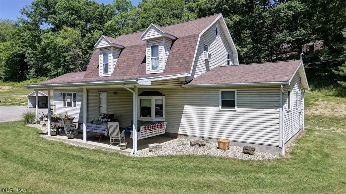 7736 Fort Laurens Road NW Strasburg OH 44680