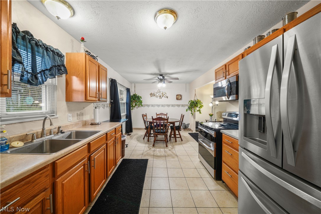 9841 Green Drive Windham OH 44288