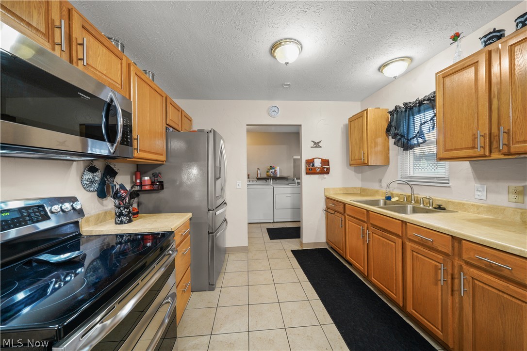 9841 Green Drive Windham OH 44288