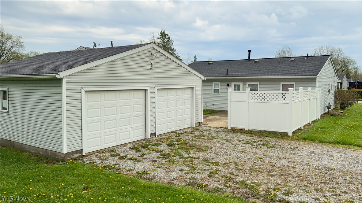 9841 Green Drive Windham OH 44288