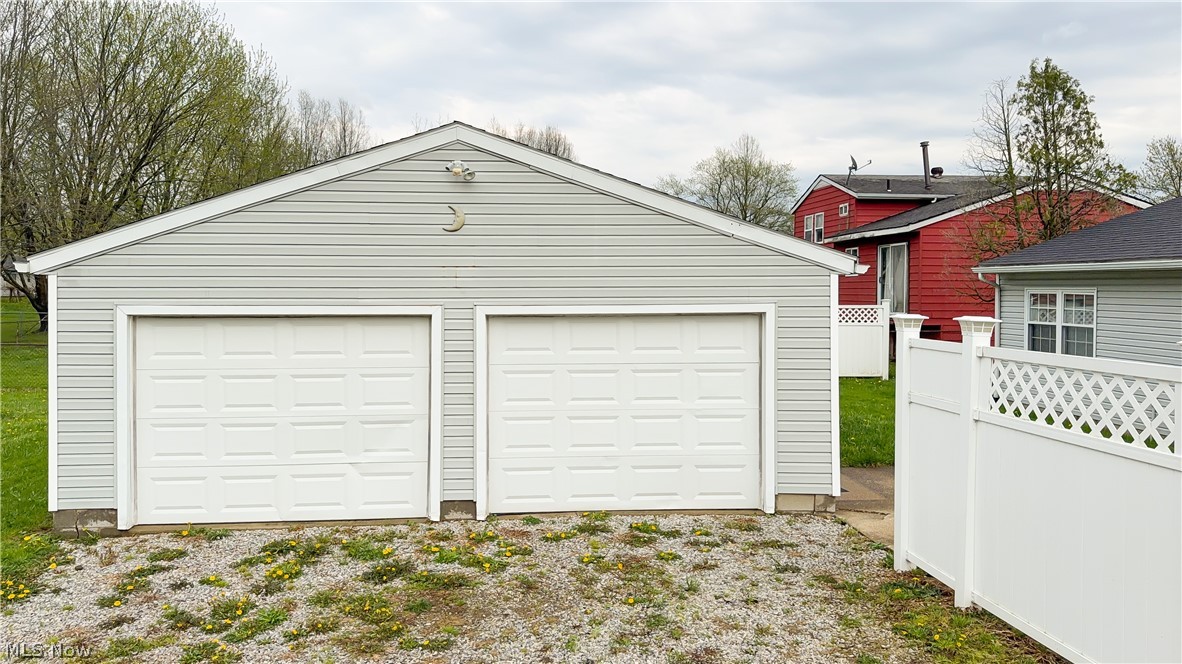 9841 Green Drive Windham OH 44288