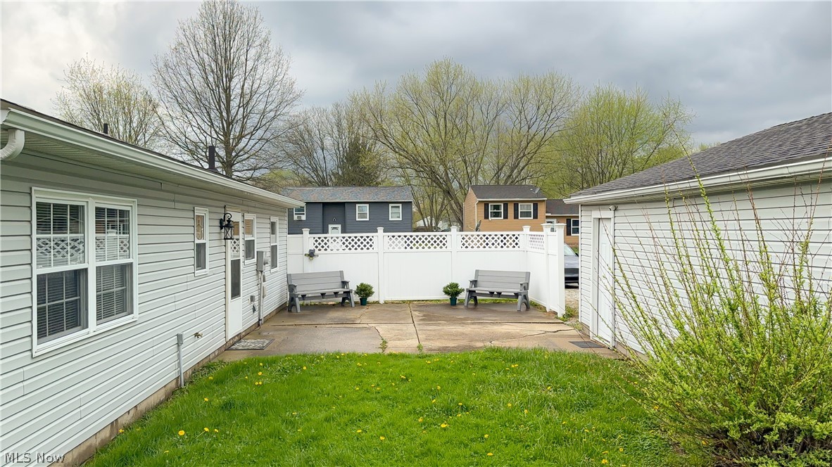 9841 Green Drive Windham OH 44288