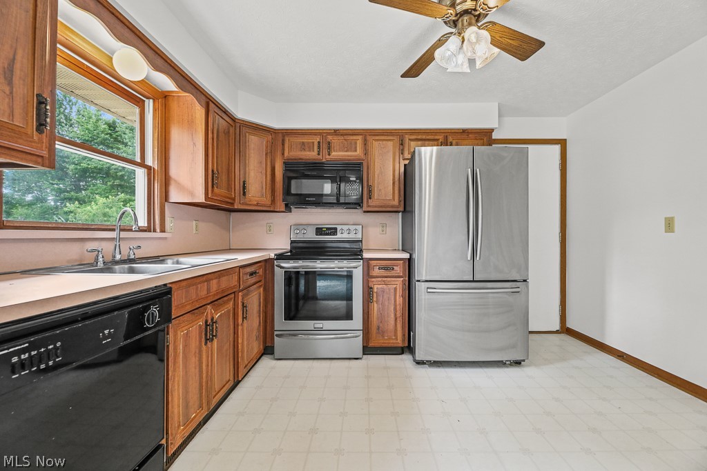 2642 Blake Road Wadsworth OH 44281